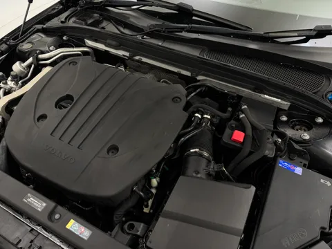 DX22LSZ Volvo V60 2.0 B4P Momentum 5dr Auto [7 speed] Thumbnail #36