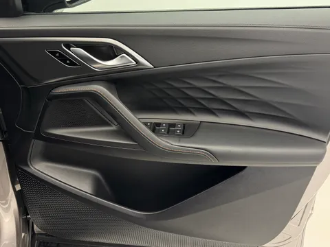 DY75NZH Mg Motor Uk Hs 1.5 T-GDI PHEV Trophy 5dr Auto Thumbnail #18