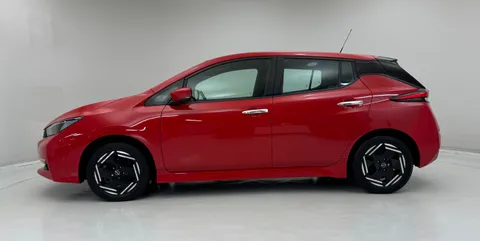 YH72POF Nissan LEAF 110kW Acenta 39kWh 5dr Auto Thumbnail #6