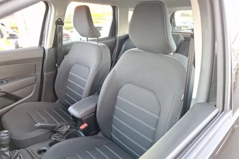 DL23PZG Dacia Duster 1.0 TCe 90 Expression 5dr Thumbnail #29