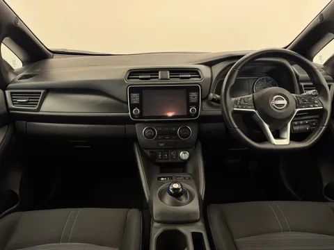 YH72POF Nissan LEAF 110kW Acenta 39kWh 5dr Auto Thumbnail #2