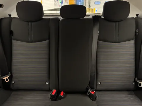 YH72POF Nissan LEAF 110kW Acenta 39kWh 5dr Auto Thumbnail #18