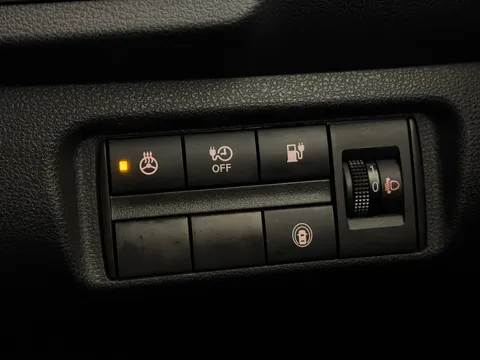 YH72POF Nissan LEAF 110kW Acenta 39kWh 5dr Auto Thumbnail #26