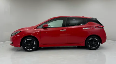 WR72KHU Nissan LEAF 110kW Tekna 39kWh 5dr Auto Thumbnail #6