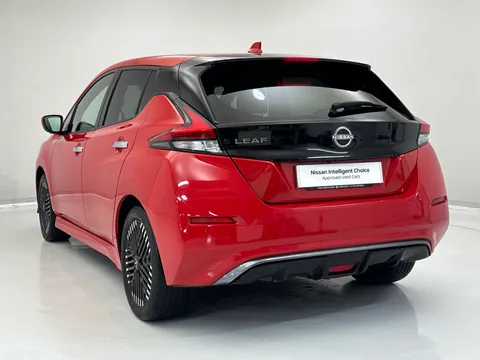 WR72KHU Nissan LEAF 110kW Tekna 39kWh 5dr Auto Thumbnail #9