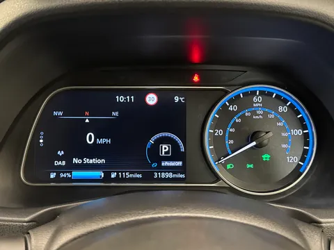 WR72KHU Nissan LEAF 110kW Tekna 39kWh 5dr Auto Thumbnail #29