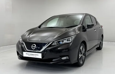 DN71XYS Nissan LEAF 110kW Tekna 40kWh 5dr Auto Thumbnail #5