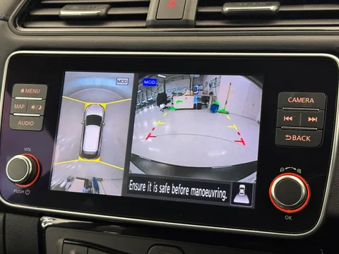 DN71XYS Nissan LEAF 110kW Tekna 40kWh 5dr Auto Thumbnail #26