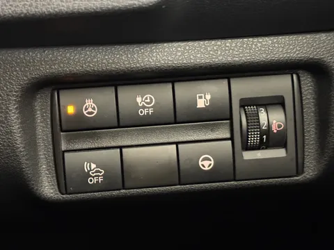 DN71XYS Nissan LEAF 110kW Tekna 40kWh 5dr Auto Thumbnail #29