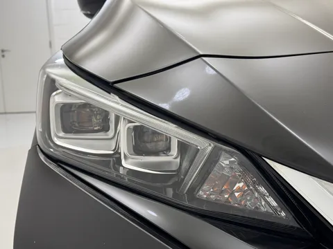 DN71XYS Nissan LEAF 110kW Tekna 40kWh 5dr Auto Thumbnail #32