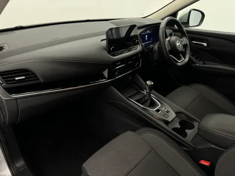 VK22AUP Nissan Qashqai 1.3 DiG-T MH N-Connecta 5dr Thumbnail #11