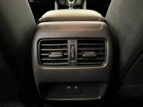 VK22AUP Nissan Qashqai 1.3 DiG-T MH N-Connecta 5dr Thumbnail #35