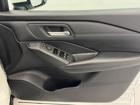 YL73CDE Nissan Qashqai 1.5 E-Power Acenta Premium 5dr Auto Thumbnail #19