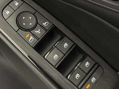 YL73CDE Nissan Qashqai 1.5 E-Power Acenta Premium 5dr Auto Thumbnail #20