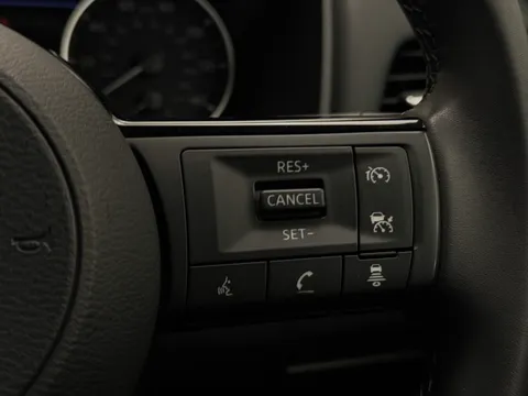 YL73CDE Nissan Qashqai 1.5 E-Power Acenta Premium 5dr Auto Thumbnail #23