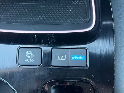 OW24KLZ Nissan X-Trail 1.5 E-Power E-4orce 213 Tekna+ 5dr [7 Seat] Auto Thumbnail #26