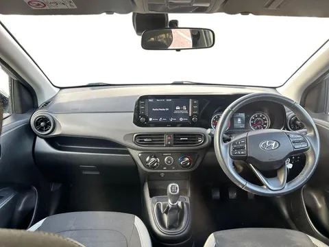 MK22KWP Hyundai i10 1.0 MPi SE Connect 5dr Thumbnail #11