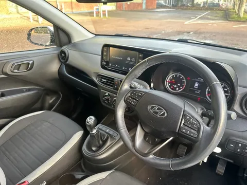 MK22KWP Hyundai i10 1.0 MPi SE Connect 5dr Thumbnail #15