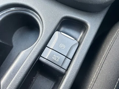 WV71MWL Hyundai Kona 1.0 TGDi 48V MHEV Premium 5dr Thumbnail #26