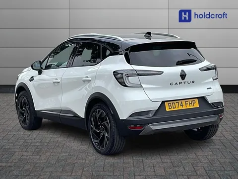BD74FHP Renault Captur 1.6 E-Tech Full Hybrid 145 Esprit Alpine 5dr Auto Thumbnail #3