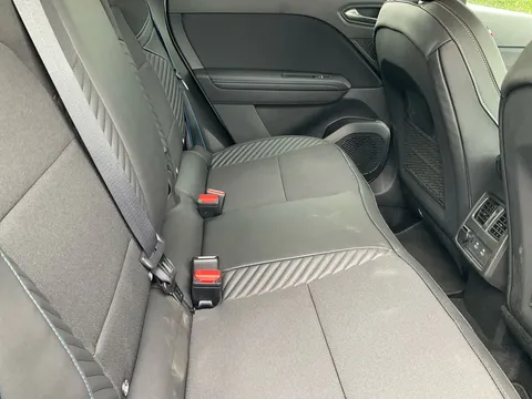 BD74FHP Renault Captur 1.6 E-Tech Full Hybrid 145 Esprit Alpine 5dr Auto Thumbnail #20