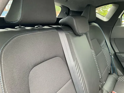 BD74FHP Renault Captur 1.6 E-Tech Full Hybrid 145 Esprit Alpine 5dr Auto Thumbnail #22