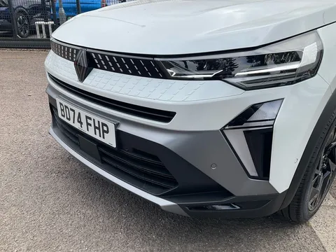 BD74FHP Renault Captur 1.6 E-Tech Full Hybrid 145 Esprit Alpine 5dr Auto Thumbnail #30