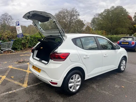 BL22LVC Dacia Sandero 1.0 TCe Comfort 5dr Thumbnail #15