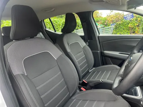 BL22LVC Dacia Sandero 1.0 TCe Comfort 5dr Thumbnail #17
