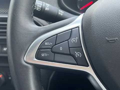 BL22LVC Dacia Sandero 1.0 TCe Comfort 5dr Thumbnail #24