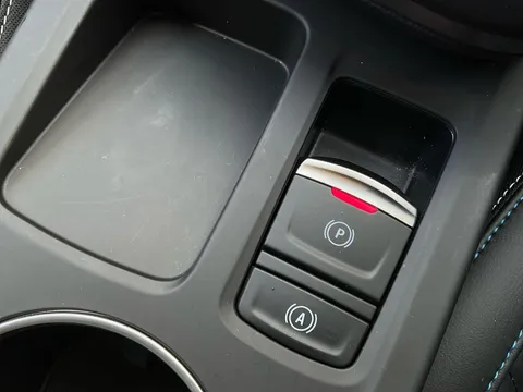 DU74WZO Renault ARKANA 1.6 E-Tech FHEV 145 Esprit Alpine 5dr Auto Thumbnail #24