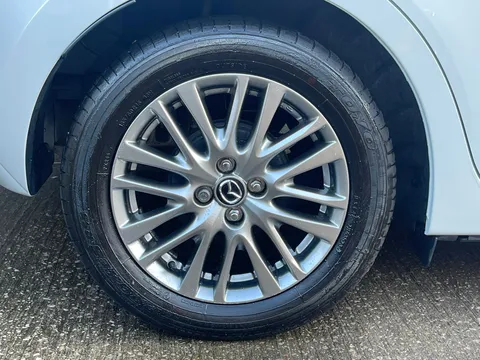 DX73GWF Mazda Mazda2 1.5 Skyactiv G Exclusive-Line 5dr Auto Thumbnail #12