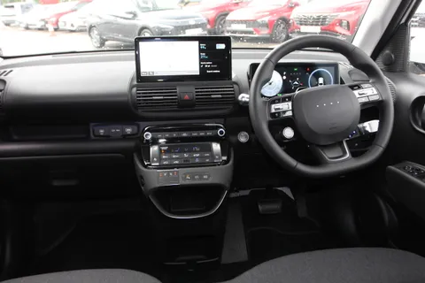 DC25OUW Hyundai Inster 85kW 02 49kWh 5dr Auto Thumbnail #11