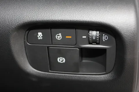 DC25OUW Hyundai Inster 85kW 02 49kWh 5dr Auto Thumbnail #13