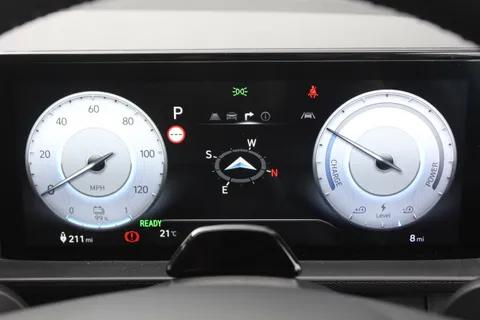 DC25OUW Hyundai Inster 85kW 02 49kWh 5dr Auto Thumbnail #14