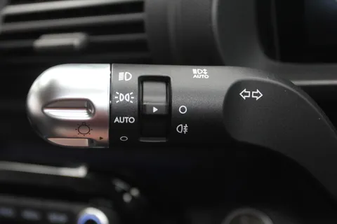 DC25OUW Hyundai Inster 85kW 02 49kWh 5dr Auto Thumbnail #17