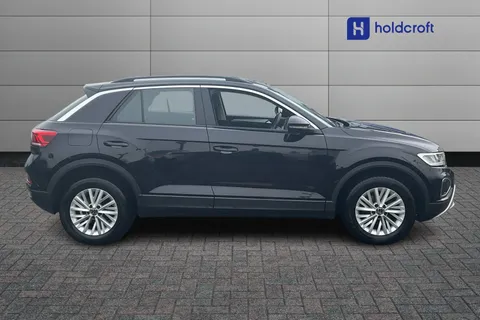 DY72FFV Volkswagen T-Roc 1.0 TSI Life 5dr Thumbnail #6