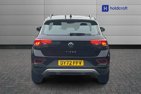 DY72FFV Volkswagen T-Roc 1.0 TSI Life 5dr Thumbnail #9