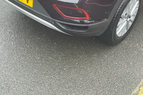 DY72FFV Volkswagen T-Roc 1.0 TSI Life 5dr Thumbnail #36