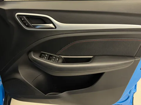 DU23WSE Mg Motor Uk Zs 1.0T GDi Exclusive 5dr Thumbnail #17