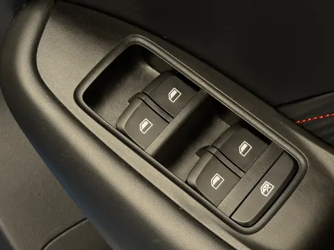 DU23WSE Mg Motor Uk Zs 1.0T GDi Exclusive 5dr Thumbnail #18