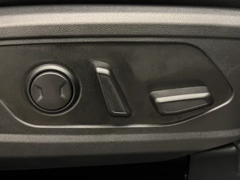 DT25VYG Hyundai Tucson 1.6T Hybrid N Line S 5dr Auto Thumbnail #20