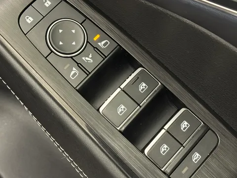 KM73XXF Nissan Qashqai 1.3 DiG-T MH 158 Tekna 5dr Xtronic Thumbnail #20