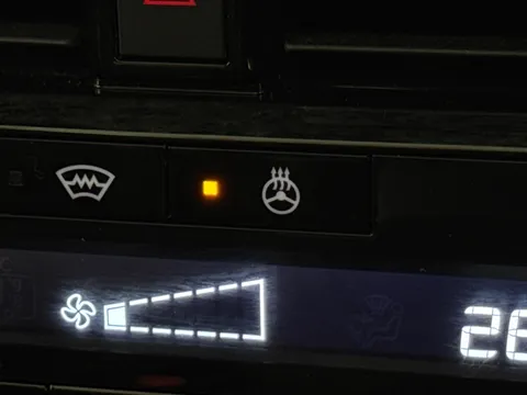 KM73XXF Nissan Qashqai 1.3 DiG-T MH 158 Tekna 5dr Xtronic Thumbnail #28