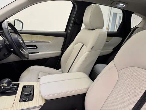 VX73HOH Mazda Cx-60 2.5 PHEV Takumi 5dr Auto Thumbnail #17