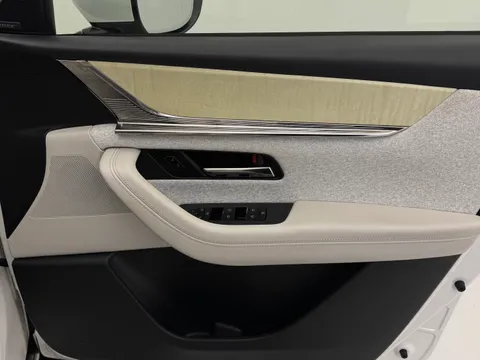 VX73HOH Mazda Cx-60 2.5 PHEV Takumi 5dr Auto Thumbnail #21