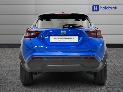 DT24WLK Nissan Juke 1.0 DiG-T N-Connecta 5dr DCT Thumbnail #6