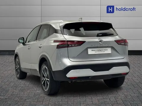 KM73XYC Nissan Qashqai 1.3 DiG-T MH 158 Tekna 5dr Xtronic Thumbnail #5