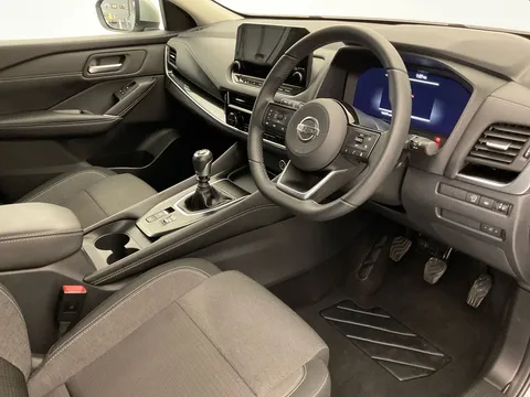 KM73XYC Nissan Qashqai 1.3 DiG-T MH 158 Tekna 5dr Xtronic Thumbnail #14