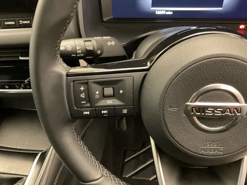 KM73XYC Nissan Qashqai 1.3 DiG-T MH 158 Tekna 5dr Xtronic Thumbnail #16